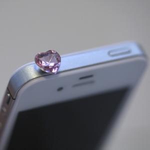 Kawaii Pink Heart Rhinestone Iphone Earphone..